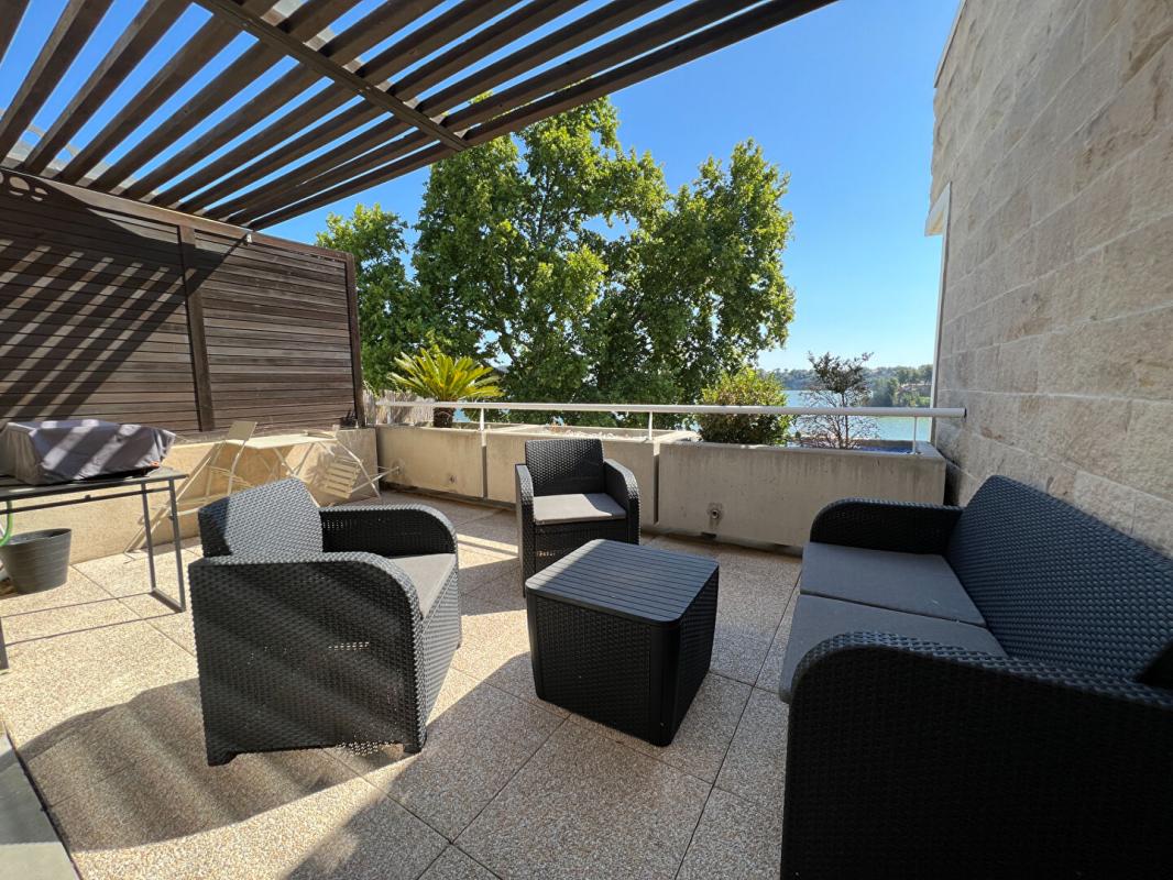 ISTRES Appartement  de type 3 avec vue sur Etang 1