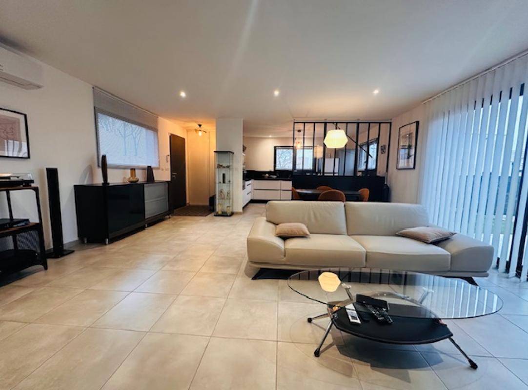 SERIGNAN Maison de plain-pied 4 pièces 97.04 m2 2