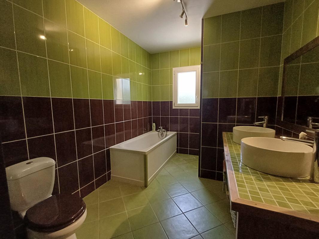 SANSAIS Sansais - Plain-pied 134 m2 et son jardin 10