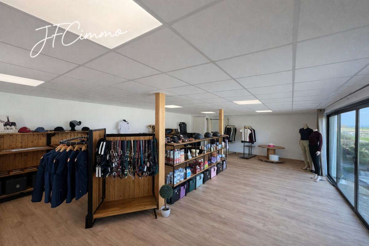 REIMS Propriété équestre Reims sur 2,5 hectares de terrains 17