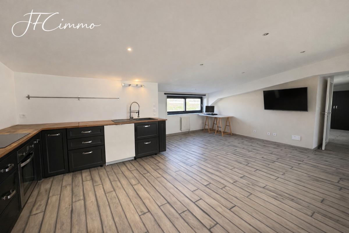 REIMS Propriété équestre Reims sur 2,5 hectares de terrains 18