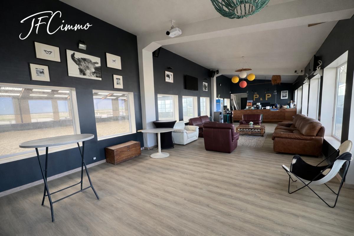 REIMS Propriété équestre Reims sur 2,5 hectares de terrains 6