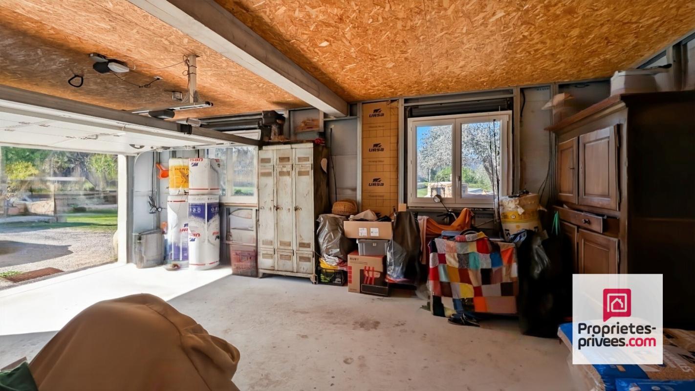 FIGANIERES Maison  4 pièces 170 m2  2000 m2 Terrain 10