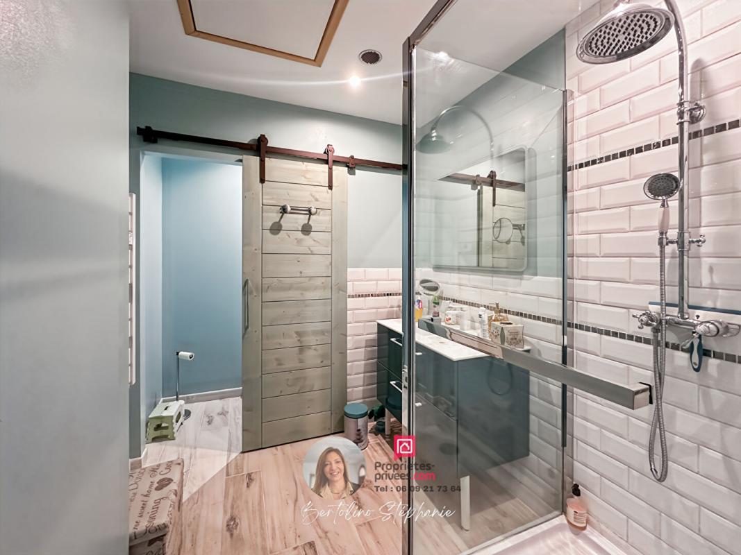 FIGANIERES Maison  4 pièces 170 m2  2000 m2 Terrain 16