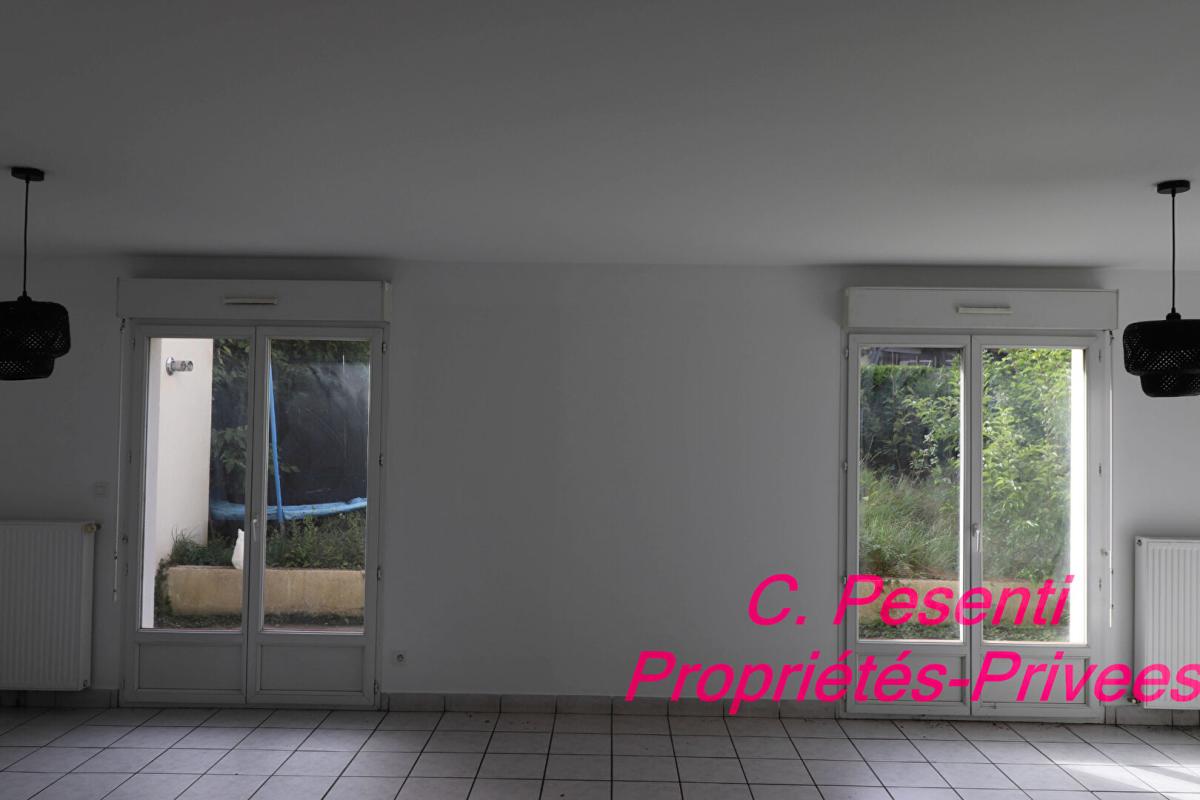 SAINT-THIBAULT-DES-VIGNES Maison Saint Thibault Des Vignes 6 pièce(s) 105 m2 10