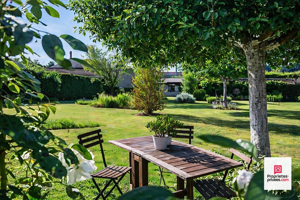 ARNIERES-SUR-ITON EXCLUSIF -Longère 6 pièces 138m2 15