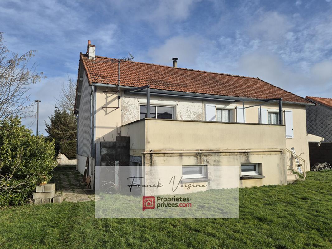LES HERBIERS A VENDRE aux Herbiers, Maison de 79 m2 env avec 2 chambres et 1 bureau sur une parcelle de 349 m2 env 5