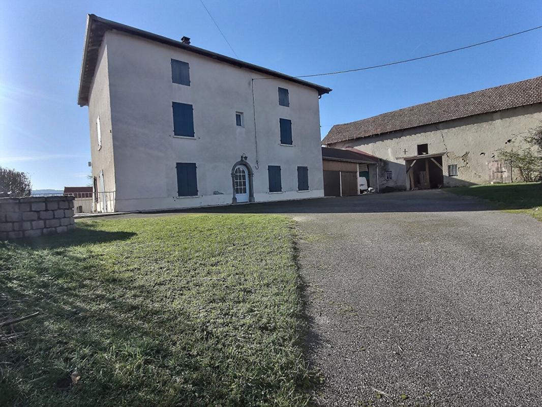 FITILIEU Propriétés de caractère avec potentiel d'évolution- 180 m2-Piscine-Terrain 1983 m2 18