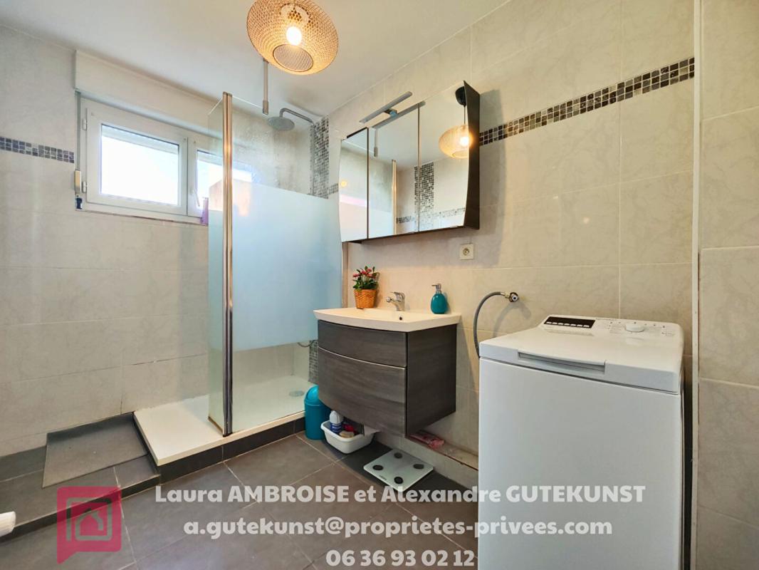 BISCHHEIM Vente appartement rez-de-chaussée 4 pièces 77 m2 + terrasse 44 m² + garage 13