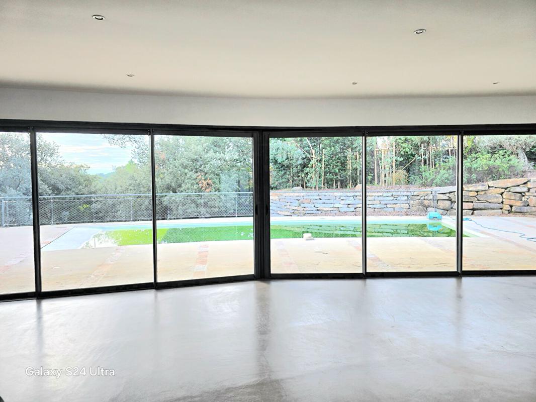 SAINT-GELY-DU-FESC Villa contemporaine de 11 pièce(s) 394 m2 environ sur 2770 m² de terrain avec piscines 16