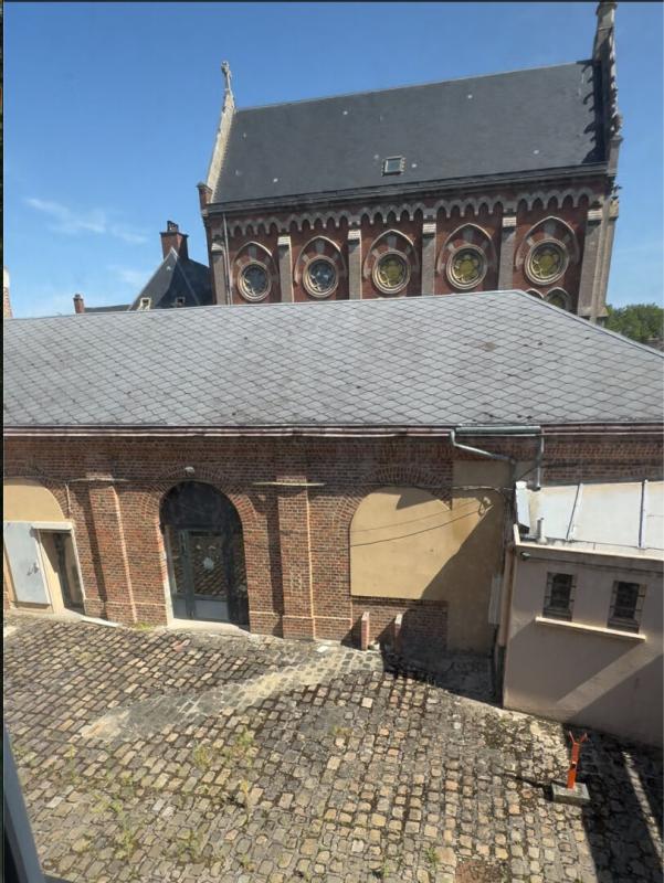 AMIENS Ideal investisseur!  Immeuble de rapport au coeur du centre-ville Amiens  1200m2 sur une parcelle de 938m2 11