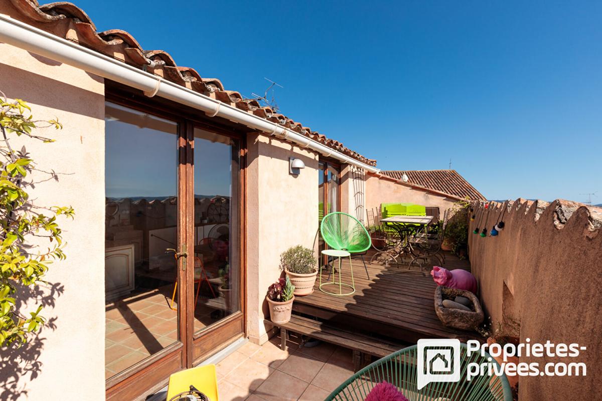 MONTAUROUX Maison de village avec terrasse et magnifique vue dégagée 7