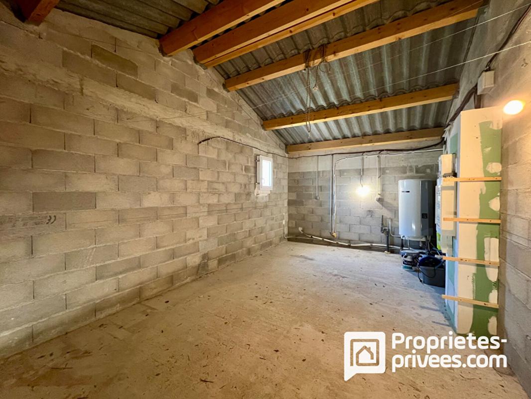 CALLIAN Maison récente avec jardin plat et garage 11