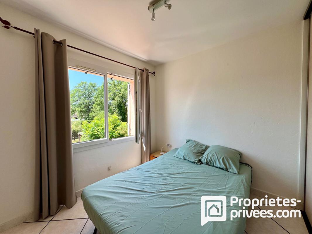 CALLIAN Maison 7 pièces avec appartement T2 en option : confort et potentiel réunis 13