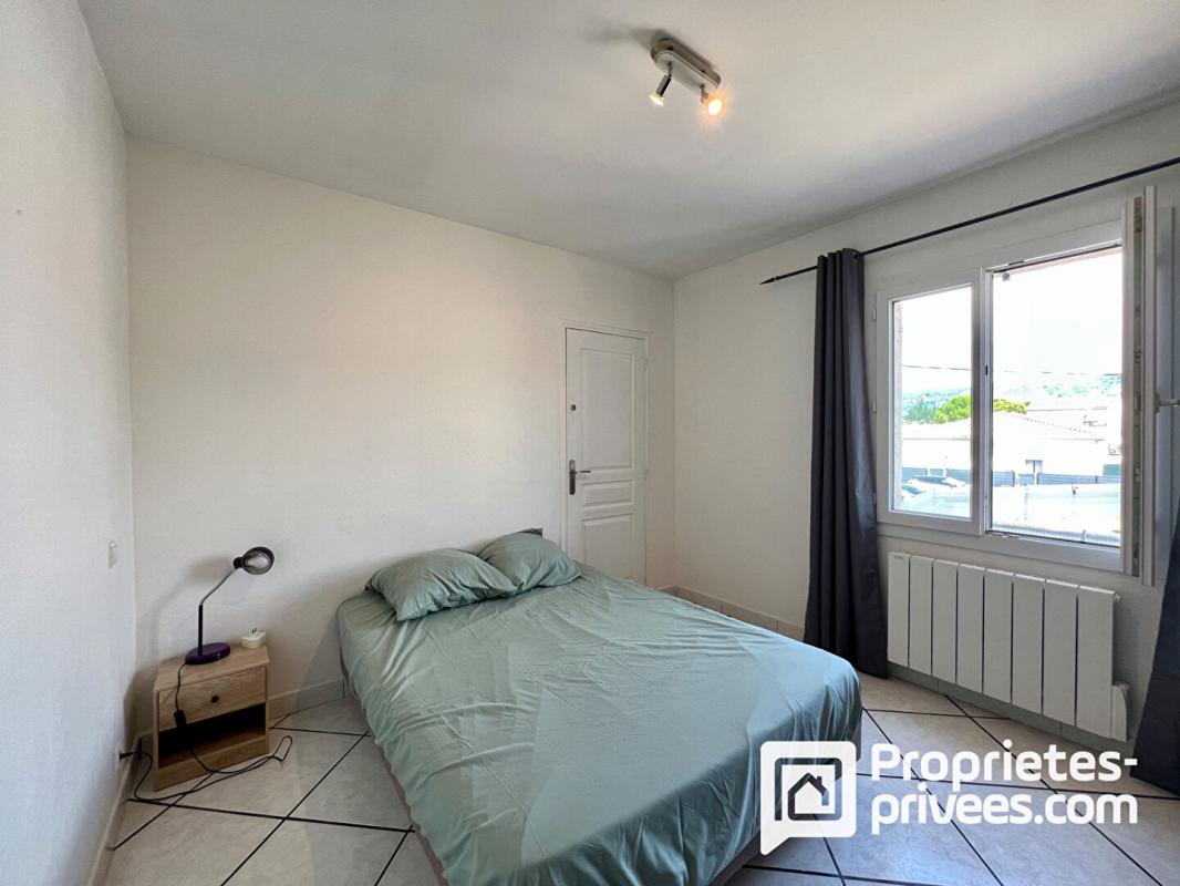 CALLIAN Maison 7 pièces avec appartement T2 en option : confort et potentiel réunis 15