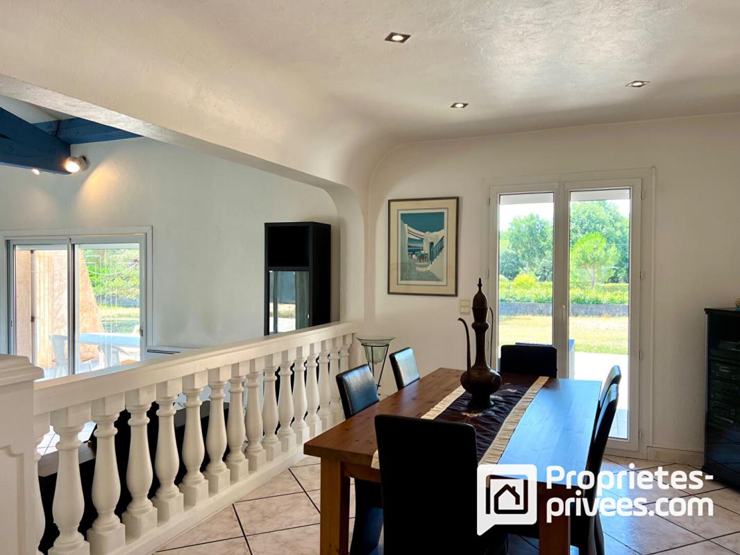 CALLIAN Maison 7 pièces avec appartement T2 en option : confort et potentiel réunis 7