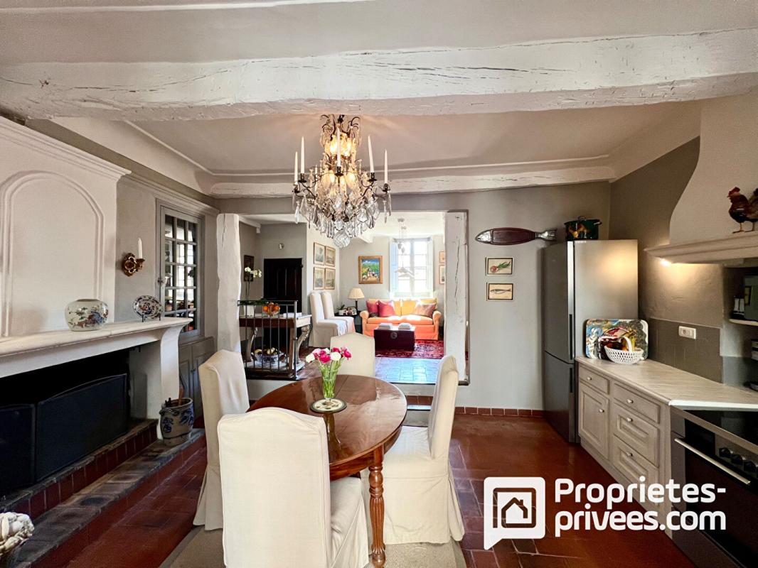 CALLIAN Authentique maison de village 4 pièces 13