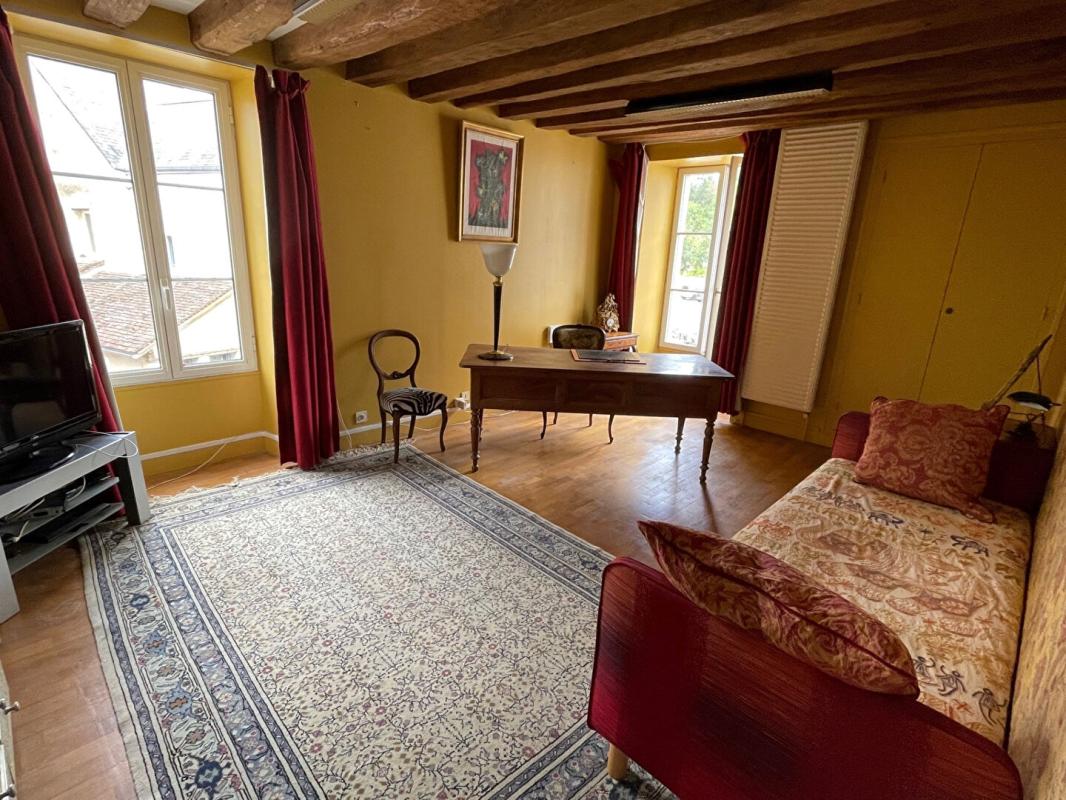 TROO Ancien Hôtel/ secteur touristique/ 9 pièce(s) 203 m2 11