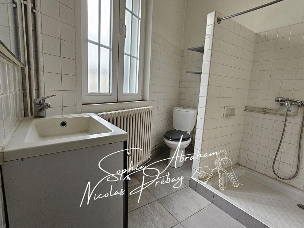 ANGERVILLE Maison de 4 pièces proche du centre ville 6