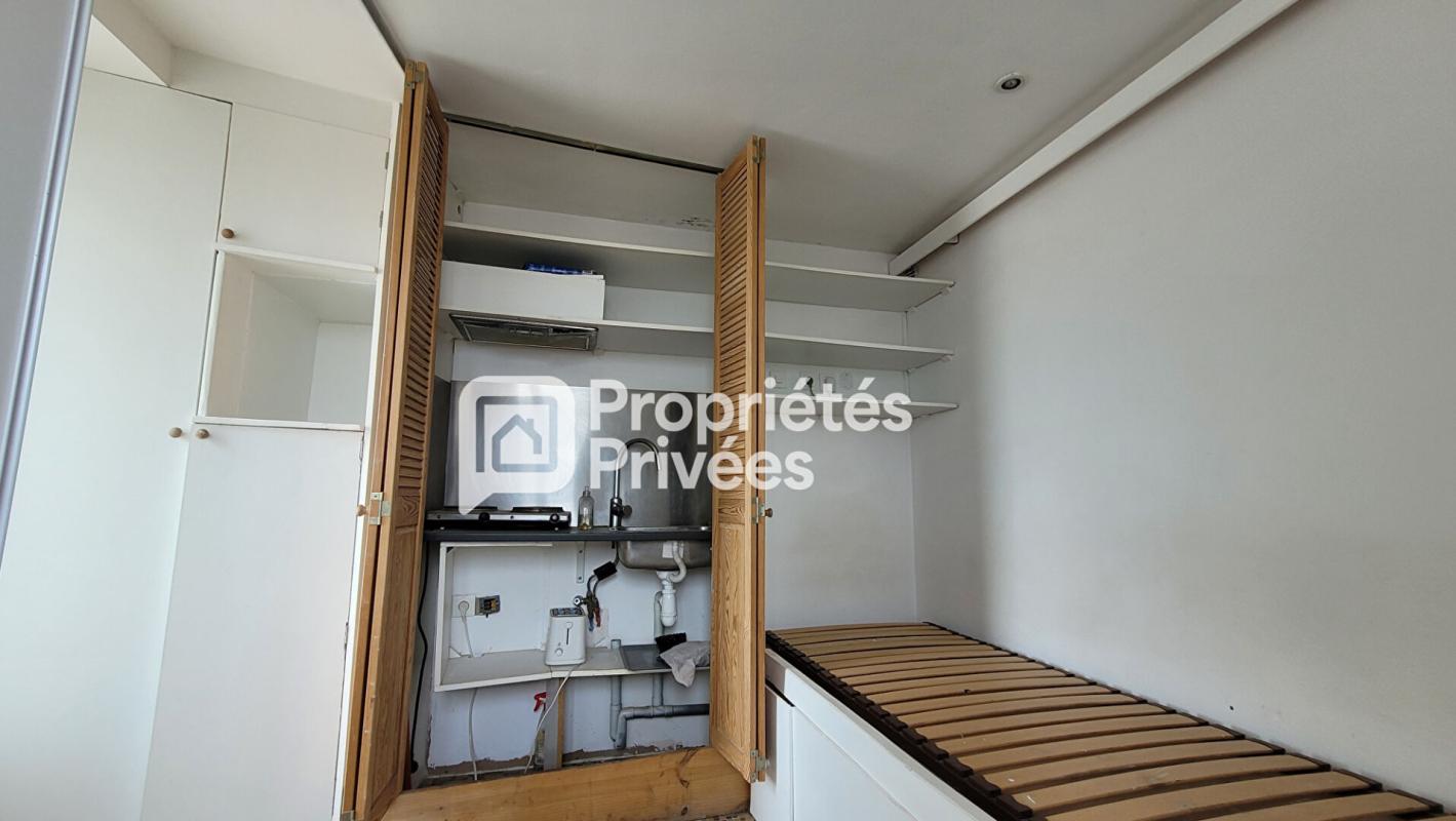 TOULOUSE Studio dernier étage 6