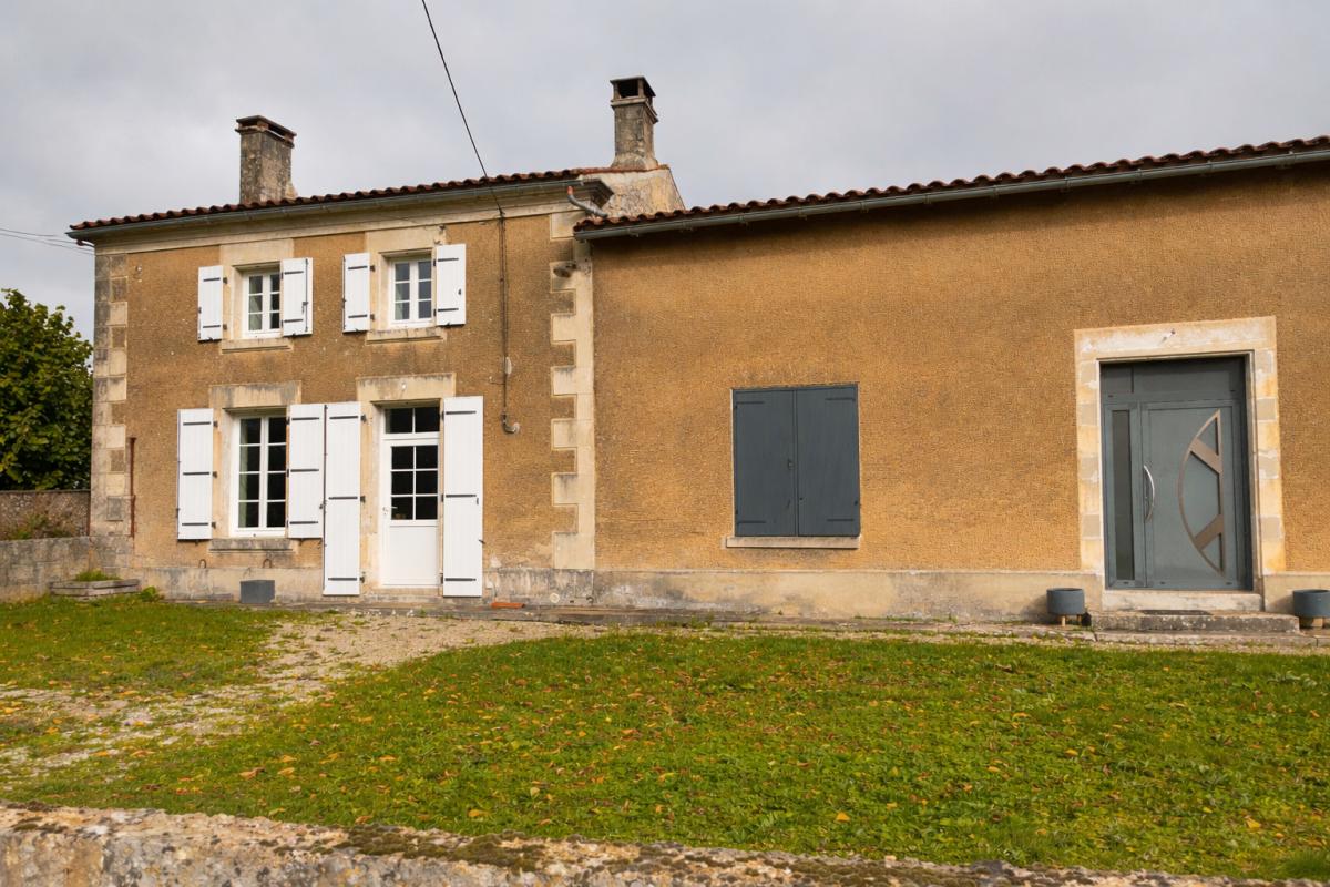 AULNAY Maison Aulnay 11 pièce(s) 250 m2 1