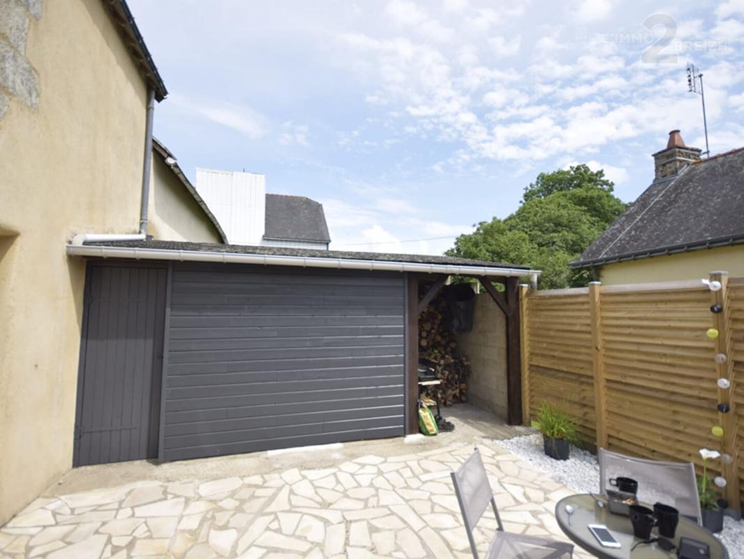 SAINT-CARADEC-TREGOMEL Maison en pierre rénovée, idéale famille ou travailleur indépendant 17