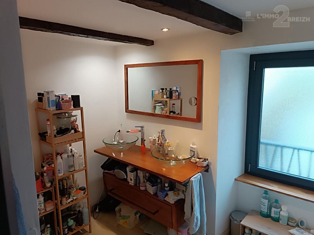 SAINT-CARADEC-TREGOMEL Maison en pierre rénovée, idéale famille ou travailleur indépendant 7