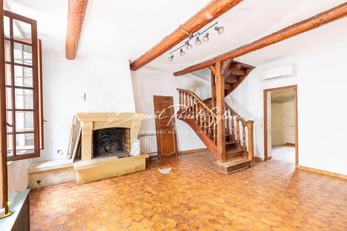 APT Immeuble de rapport  de 313 m2 avec commerce à Apt (84) 6