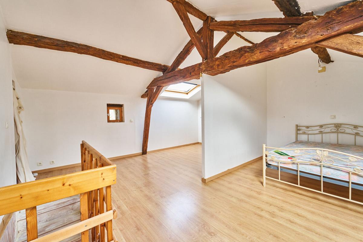 MORTAGNE-SUR-SEVRE Longère Mortagne sur Sèvre 163 m2 - Terrain 4453 m2 12