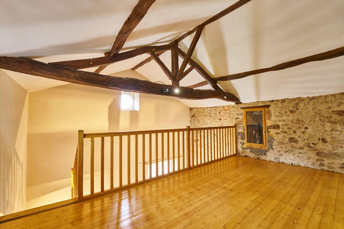 MORTAGNE-SUR-SEVRE Longère Mortagne sur Sèvre 163 m2 - Terrain 4453 m2 6