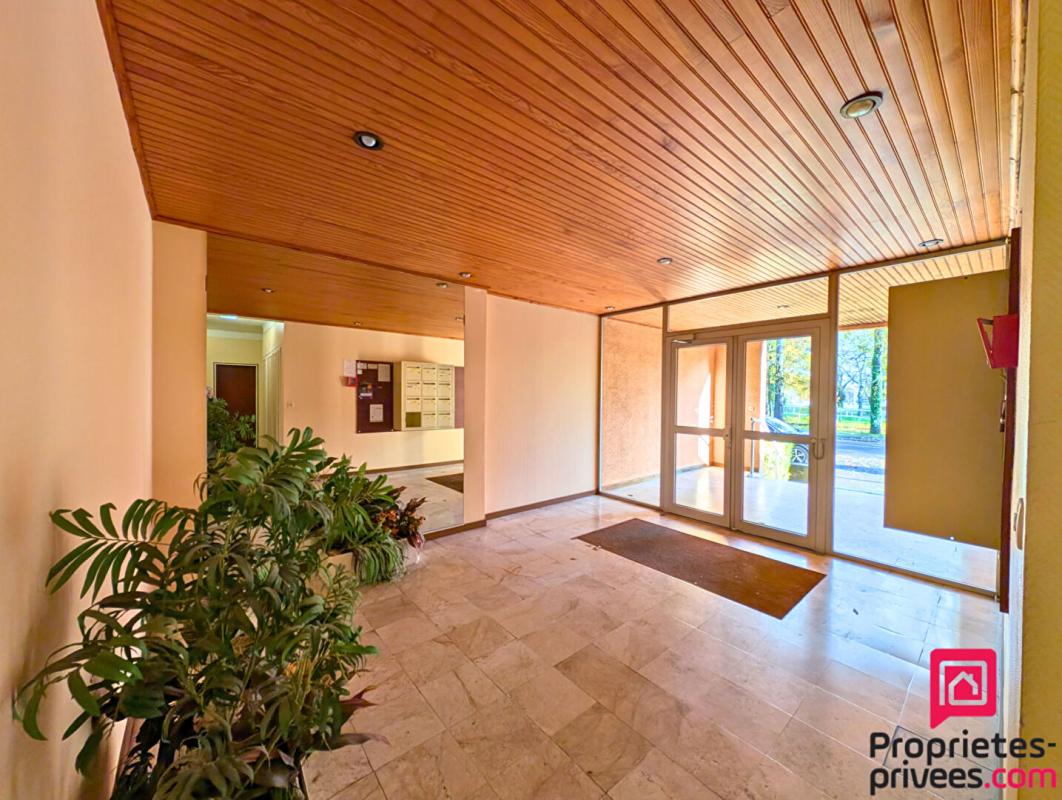 NANTES Appartement Nantes 1 pièce(s) 33 m2 4