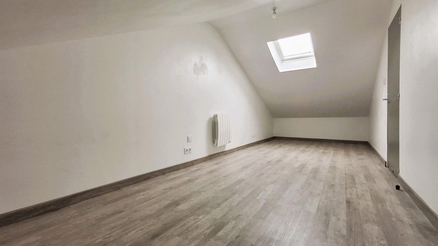 CREPY-EN-VALOIS MAISON DE VILLE 3 PIECES-- CREPY-EN -VALOIS 60800 8