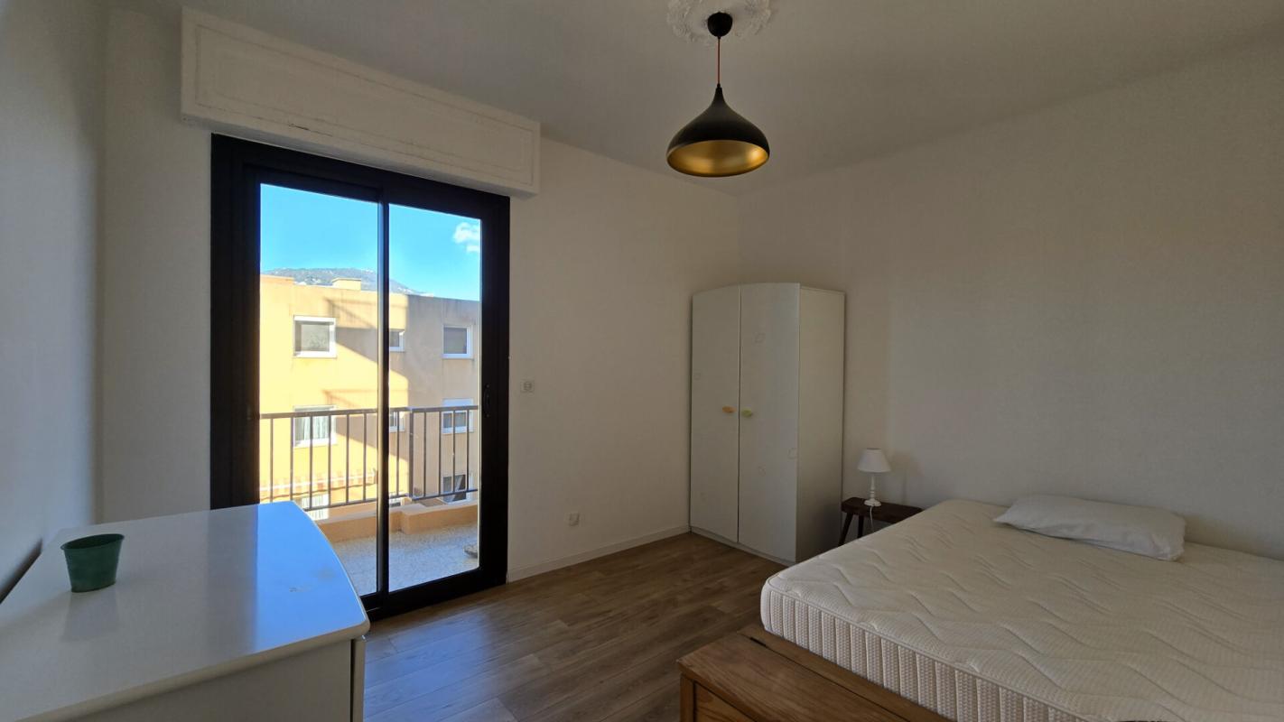 PROPRIANO Propriano centre, Appartement  4 pièce(s) 105.58 m2 balcon 30 m2, parking, petite vue mer 11