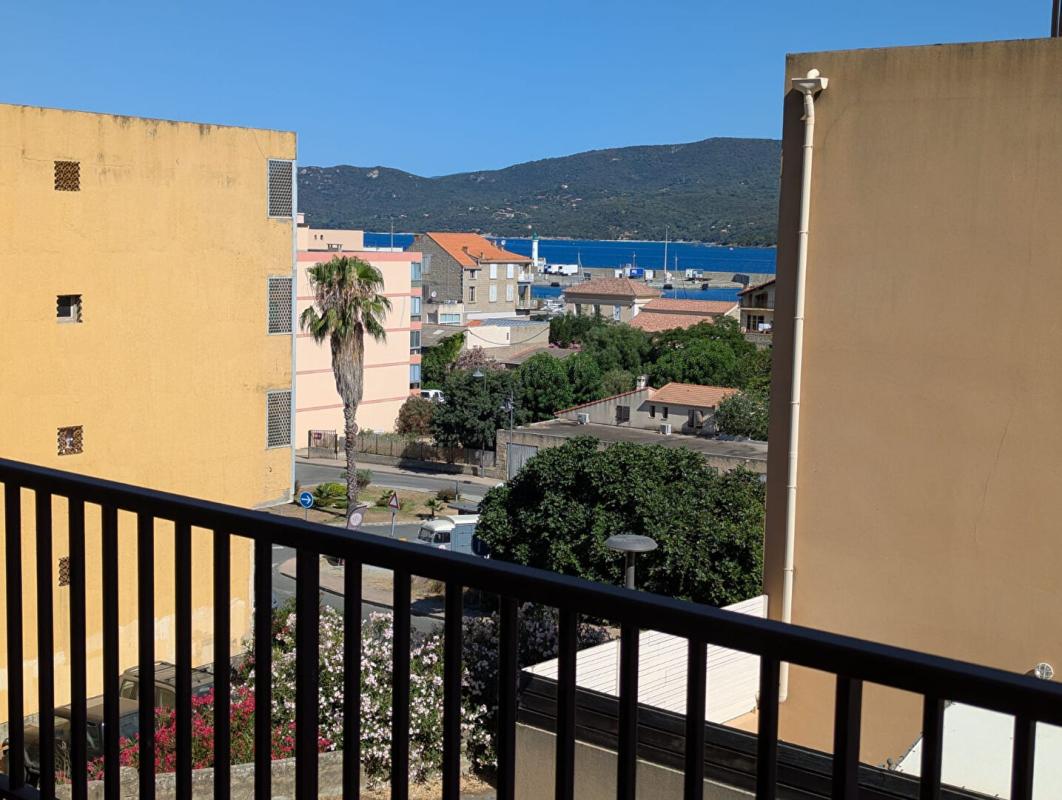 PROPRIANO Propriano centre, Appartement  4 pièce(s) 105.58 m2 balcon 30 m2, parking, petite vue mer 14