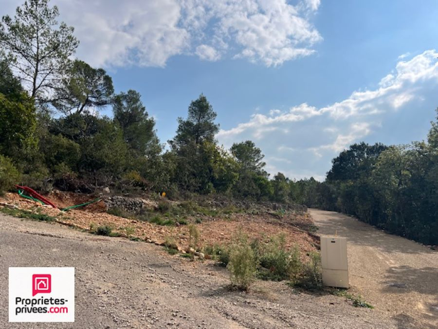 RIANS Terrain à bâtir 1330 m² viabilisé 8