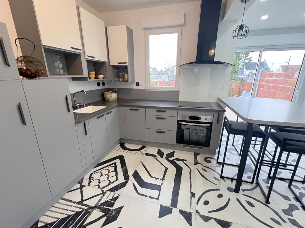 LE MANS Maison - Le Mans - Pontlieue - 6 pièce(s) - 122 m² 8