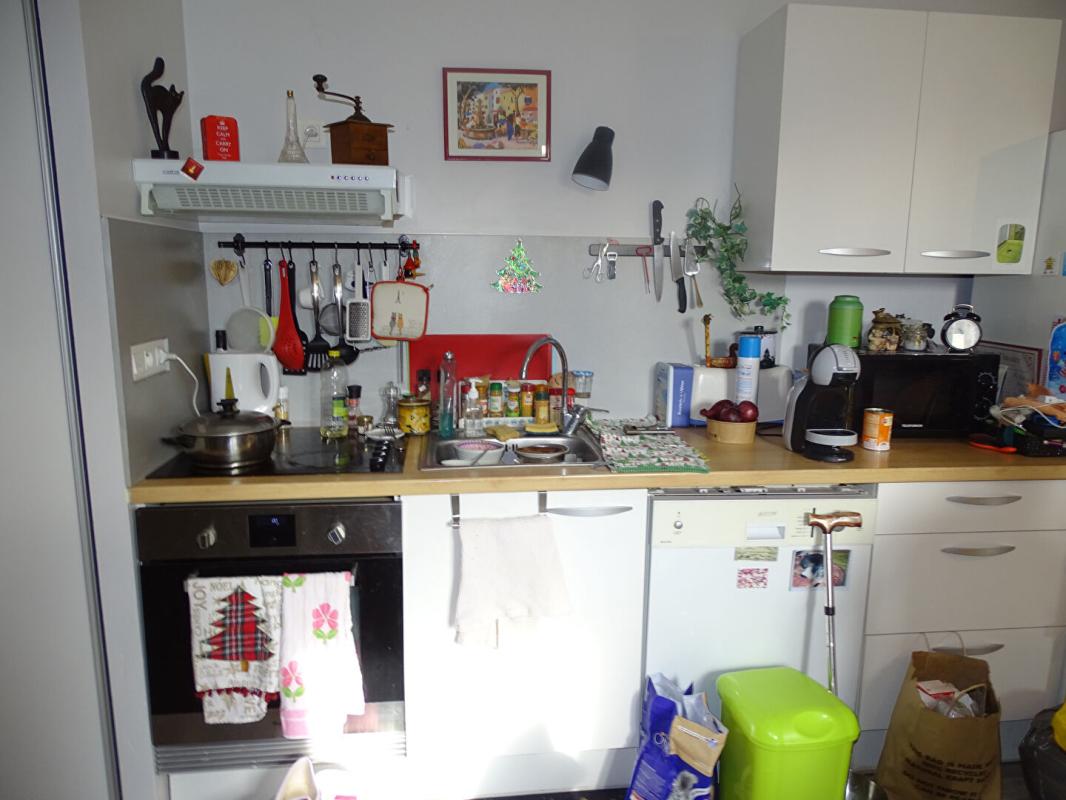 MOIRANS-EN-MONTAGNE Appartement rénové avec 3 chambres de 117 m² habitable à Moirans-en-Montagne 2