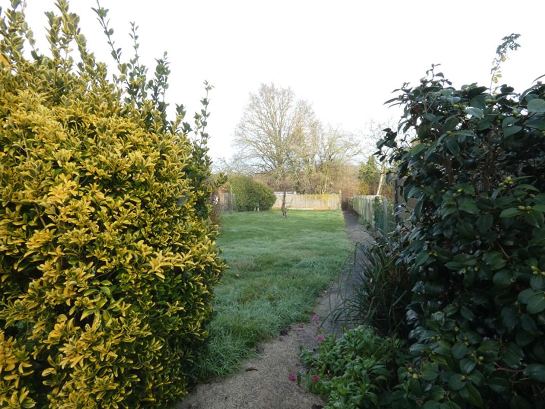 SAINT-PIERRE-DE-PLESGUEN SAINT-PIERRE DE PLESGUEN, maison en pierre de 111m2 sur un terrain de 694m2 1