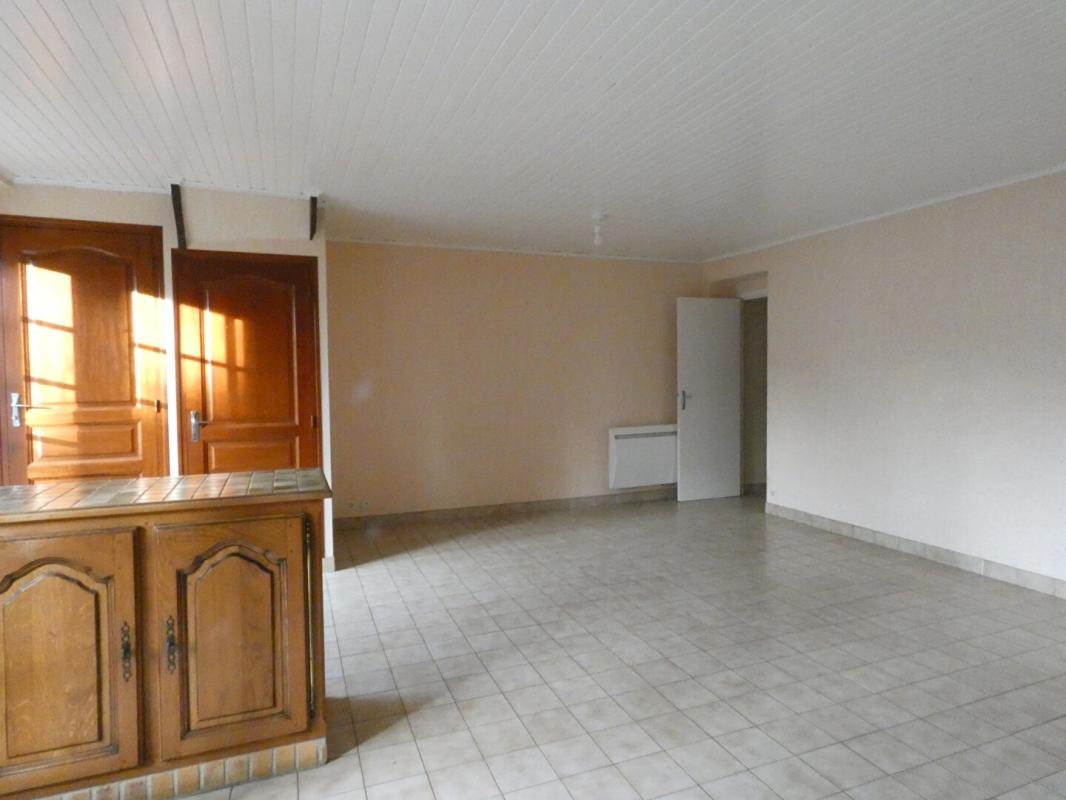 SAINT-PIERRE-DE-PLESGUEN SAINT-PIERRE DE PLESGUEN, maison en pierre de 111m2 sur un terrain de 694m2 2