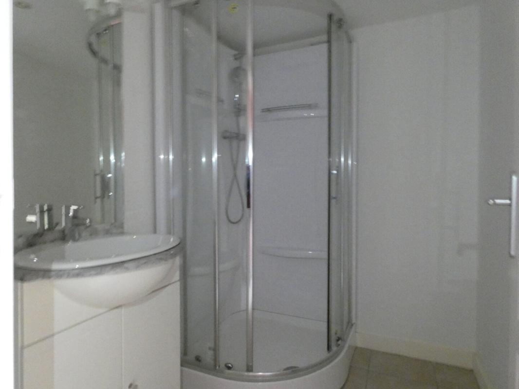 SAINT-PIERRE-DE-PLESGUEN SAINT-PIERRE DE PLESGUEN, maison en pierre de 111m2 sur un terrain de 694m2 7