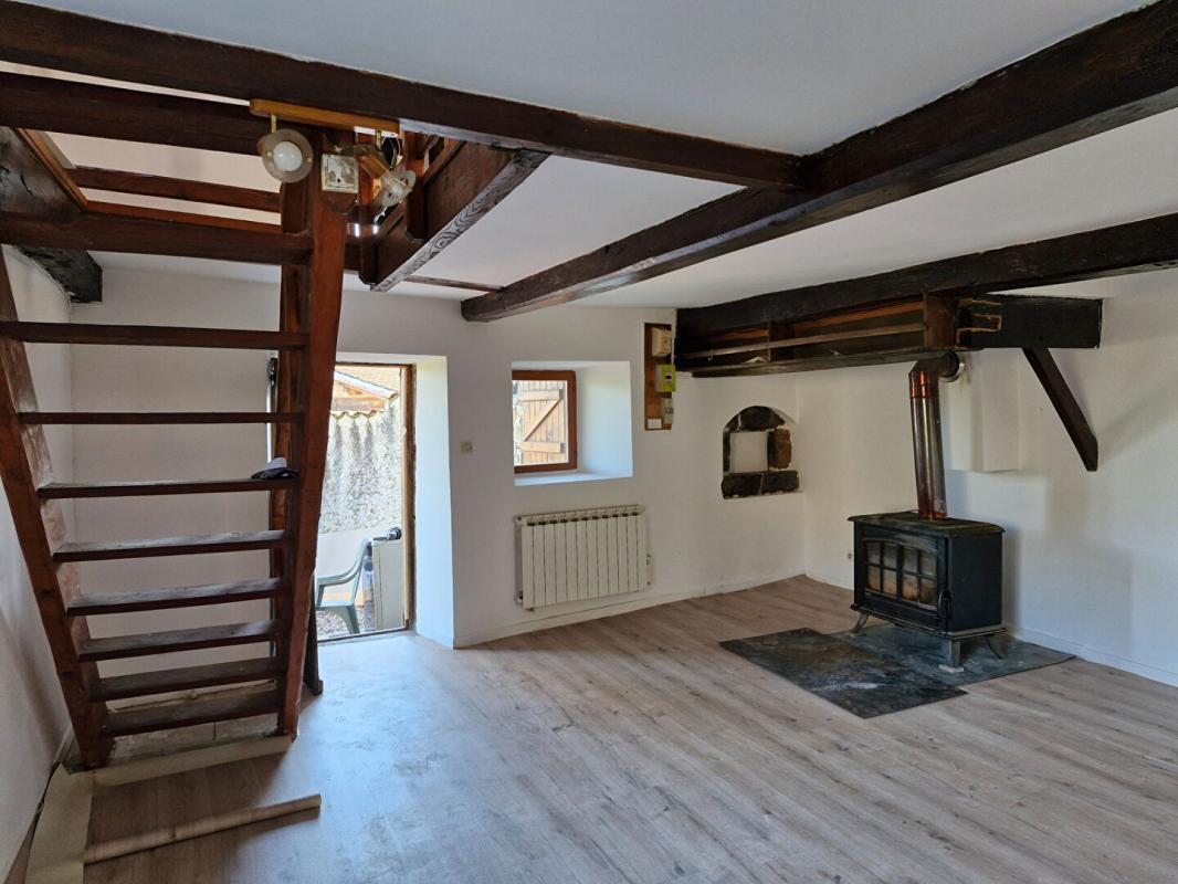 SAINT-JUST-EN-CHEVALET ST JUST EN CHEVALET - TENEMENT IMMOBILIER 1