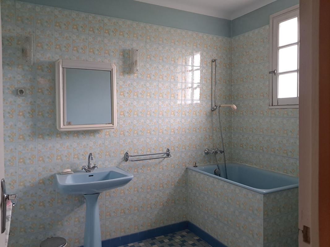 SAINT-REMY Maison 8 pièce(s) 205 m2 12