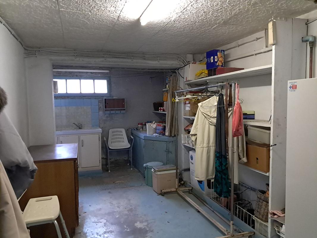 SAINT-REMY Maison 8 pièce(s) 205 m2 14