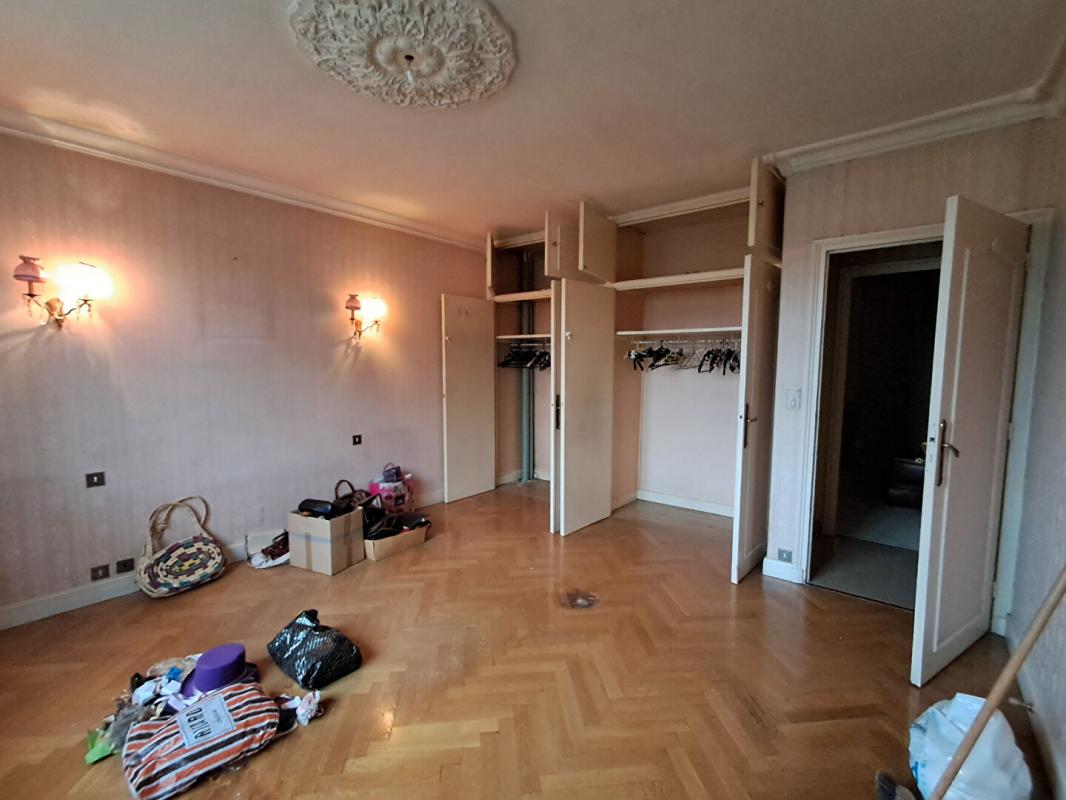 SAINT-REMY Maison 8 pièce(s) 205 m2 7