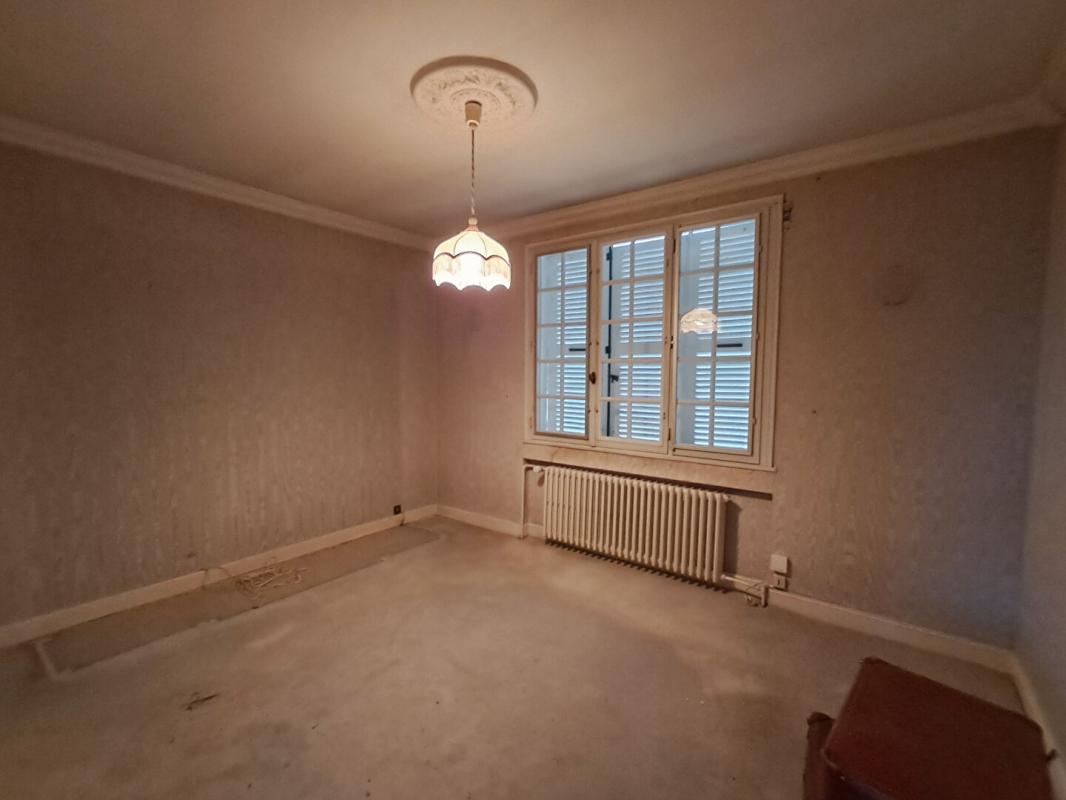 SAINT-REMY Maison 8 pièce(s) 205 m2 8