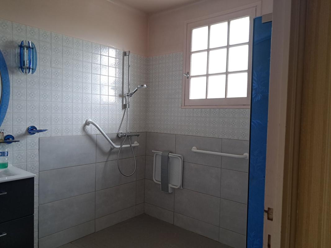 SAINT-REMY Maison 8 pièce(s) 205 m2 9