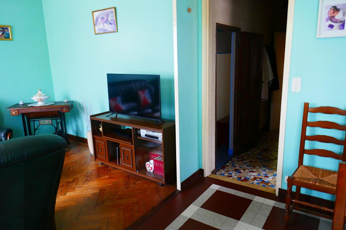 PESSAC Pessac Maison de plain-pied avec une belle parcelle fort potentiel avec deux garages  et une dépendance 4