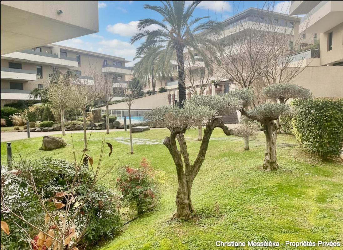 JUVIGNAC Appartement Juvignac 2 pièce(s) 5