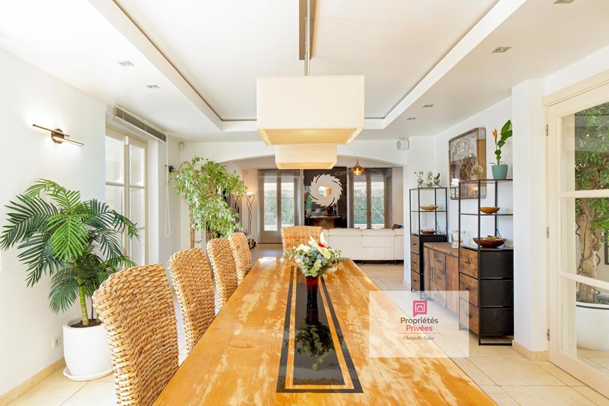 CALLIAN Maison contemporaine 250 m² avec piscine  Callian / Montauroux Calme absolu 6