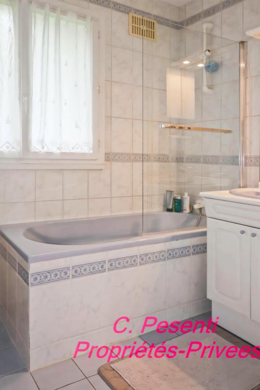 CONCHES-SUR-GONDOIRE Maison Conches Sur Gondoire 5 pièce(s) 103 m2 12